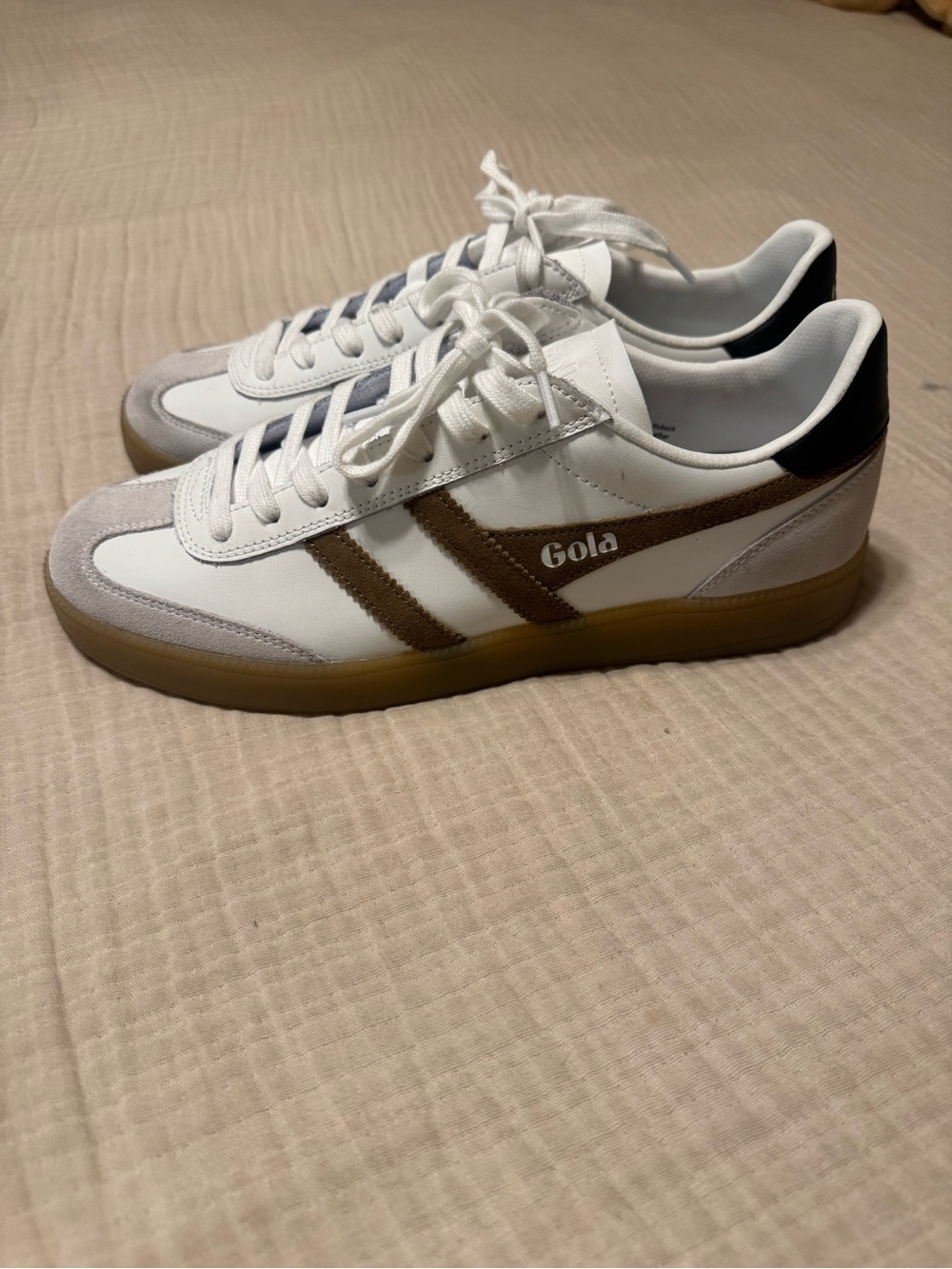 Gola Men's White Sneakers with Brown Stripes